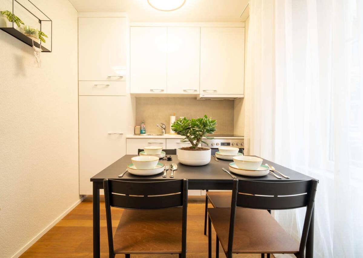 Welcome - Mobile-check-in Apartment *