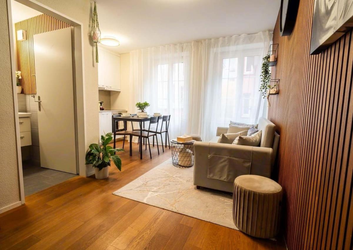 Welcome - Mobile-check-in Apartment *